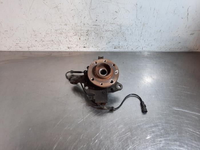 Fusee rechts-voor Renault Clio