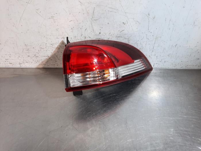 Lampa spate dreaptă Renault Clio Lampa spate dreaptă Renault Clio