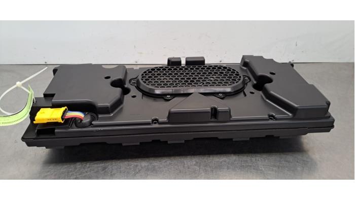 Subwoofer Peugeot 408 Subwoofer Peugeot 408