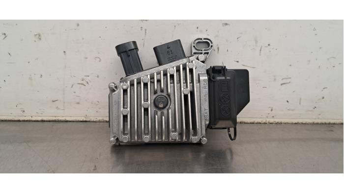 Module de contrôle de batterie Peugeot 408 Module de contrôle de batterie Peugeot 408