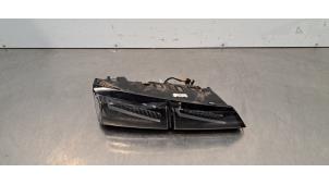 Gebruikte Achterlicht links Peugeot 408 e-408 58 kWh Prijs € 151,25 Inclusief btw aangeboden door Autohandel Didier