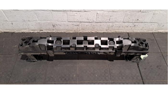 Bumperframe achter Peugeot 3008 Bumperframe achter Peugeot 3008