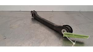 Gebruikte Draagarm links-achter Peugeot 3008 III e-3008 210 73 kWh Prijs € 30,25 Inclusief btw aangeboden door Autohandel Didier