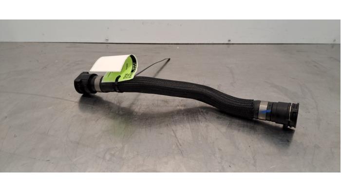 Radiator hose Peugeot 3008