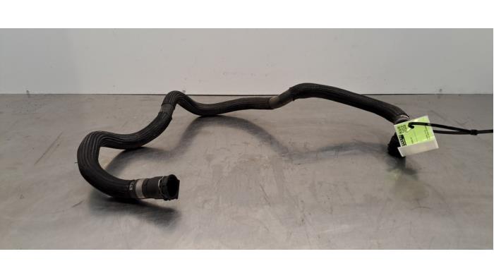 Radiator hose Peugeot 3008