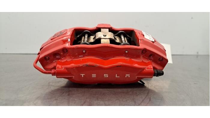 Pinza de freno derecha detrás Tesla Model X Pinza de freno derecha detrás Tesla Model X