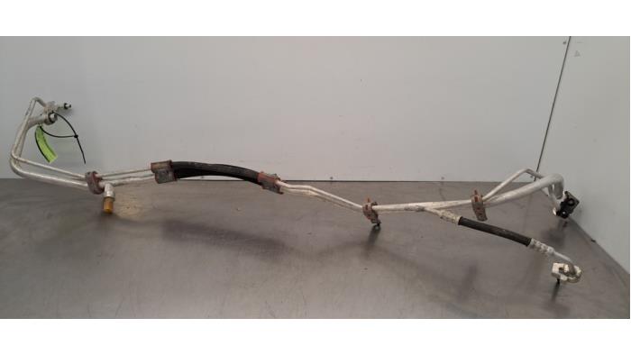 Tuyau clim Tesla Model X