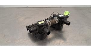 Gebruikte Extra waterpomp Tesla Model X EV AWD Prijs € 102,85 Inclusief btw aangeboden door Autohandel Didier