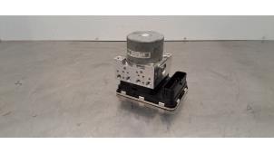 Gebruikte ABS Pomp BMW 1 serie (F40) M135i xDrive 2.0 TwinPower 16V Prijs € 332,75 Inclusief btw aangeboden door Autohandel Didier