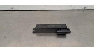 Gebruikte Keyless entry antenne Landrover Range Rover Sport (LW) 3.0 D250 MHEV Prijs € 18,15 Inclusief btw aangeboden door Autohandel Didier