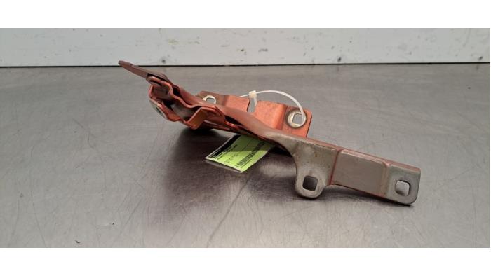 Charnière capot Renault Captur Charnière capot Renault Captur