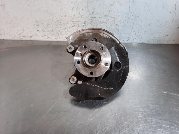 Fusee links-voor BMW 1-Serie