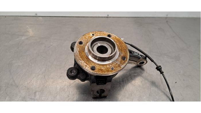 Fusee links-voor Citroen C3