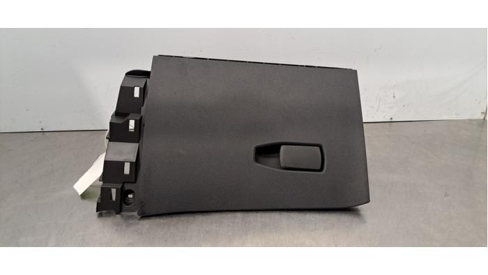 Dashboardkastje BMW 1-Serie Dashboardkastje BMW 1-Serie