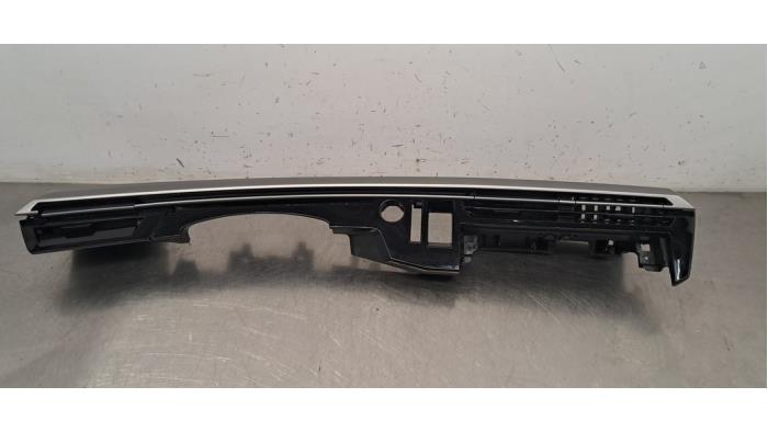Luchtrooster Dashboard Peugeot 3008 Luchtrooster Dashboard Peugeot 3008