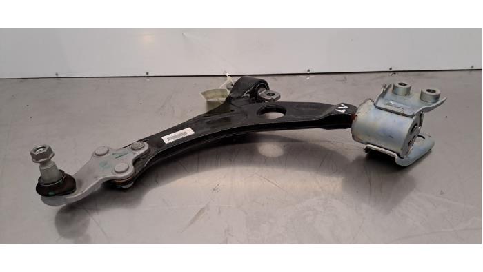 Front wishbone, left Peugeot 3008 Front wishbone, left Peugeot 3008
