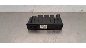 Gebruikte Stroomverdeler BMW 1 serie (F40) M135i xDrive 2.0 TwinPower 16V Prijs € 54,45 Inclusief btw aangeboden door Autohandel Didier