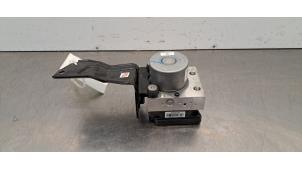 Gebruikte ABS Pomp Kia Stonic (YB) Prijs € 102,85 Inclusief btw aangeboden door Autohandel Didier