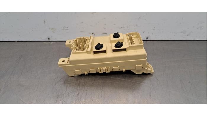 Boîte à fusibles Kia Stonic Boîte à fusibles Kia Stonic