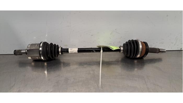 Eje de transmisión izquierda delante Kia Stonic Eje de transmisión izquierda delante Kia Stonic