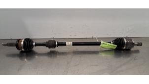 Gebruikte Steekas rechts-voor Kia Stonic (YB) Prijs € 199,65 Inclusief btw aangeboden door Autohandel Didier