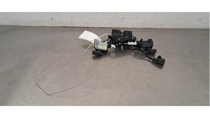 Mécanique de verrouillage capot Porsche Macan Mécanique de verrouillage capot Porsche Macan