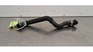 Gebruikte Radiateurslang Porsche Macan (XA) Prijs € 36,30 Inclusief btw aangeboden door Autohandel Didier