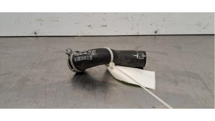 Tuyau radiateur Porsche Macan Tuyau radiateur Porsche Macan