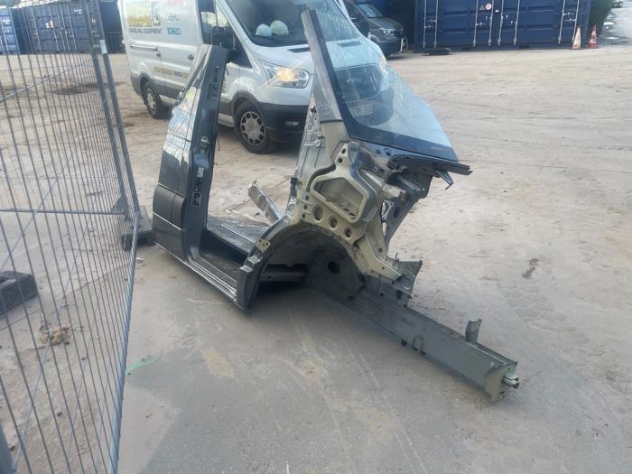 Carrosserie coin avant droit Mercedes Sprinter