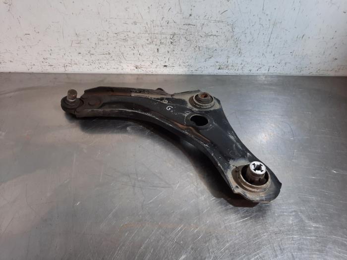 Front wishbone, left Renault Megane Break Front wishbone, left Renault Megane Break