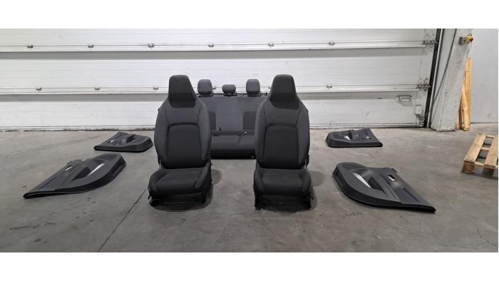Bekleding Set (compleet) Citroen C3 Bekleding Set (compleet) Citroen C3