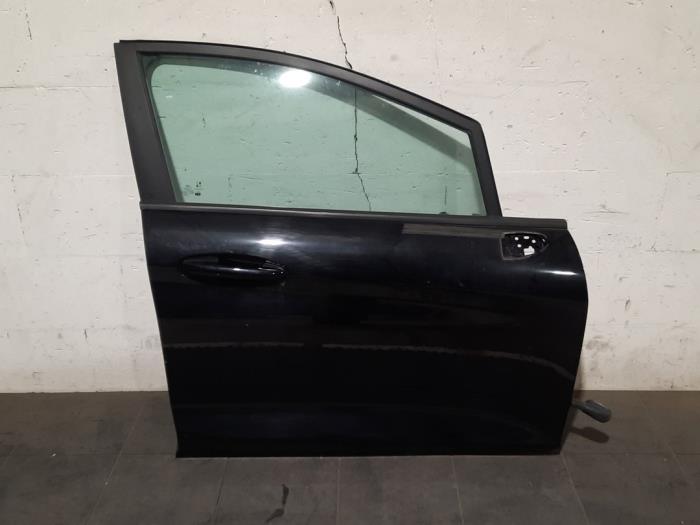 Portier 4Deurs rechts-voor Ford Fiesta Portier 4Deurs rechts-voor Ford Fiesta