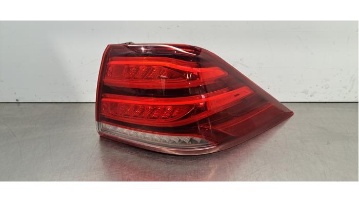 Feu arrière droit Mercedes GLE