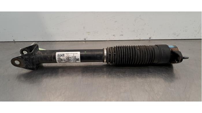 Schokdemper rechts-achter Mercedes GLE Schokdemper rechts-achter Mercedes GLE