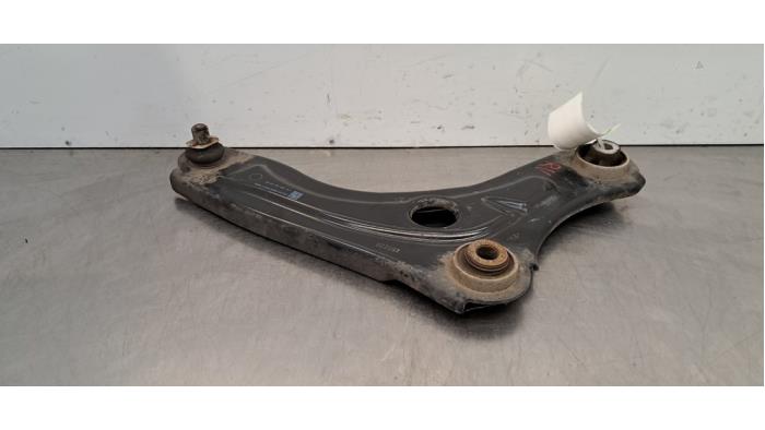 Bras de suspension avant droit Dacia Jogger Bras de suspension avant droit Dacia Jogger