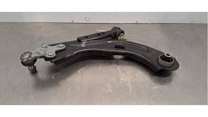 Bras de suspension avant droit Peugeot 508 Bras de suspension avant droit Peugeot 508