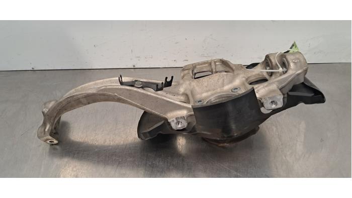 Fusee links-voor Porsche Macan Fusee links-voor Porsche Macan