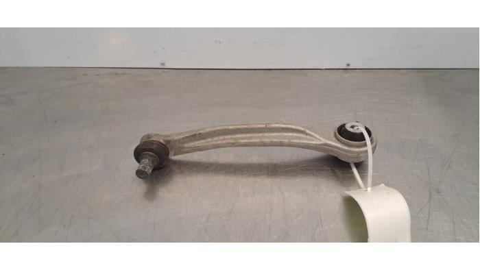 Bras de suspension avant droit Porsche Macan Bras de suspension avant droit Porsche Macan