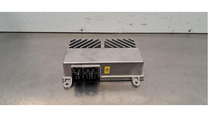 Amplificateur radio Porsche Macan Amplificateur radio Porsche Macan