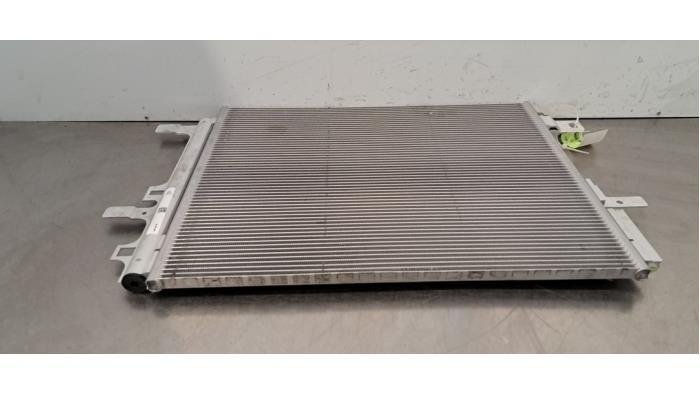 Condensateur clim Peugeot 3008 Condensateur clim Peugeot 3008