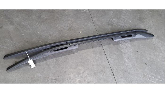 Kit rails de toit Dacia Jogger Kit rails de toit Dacia Jogger