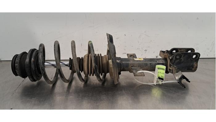 Amortisseur avant droit Dacia Jogger Amortisseur avant droit Dacia Jogger