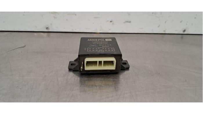 Module crochet de traction Dacia Jogger Module crochet de traction Dacia Jogger