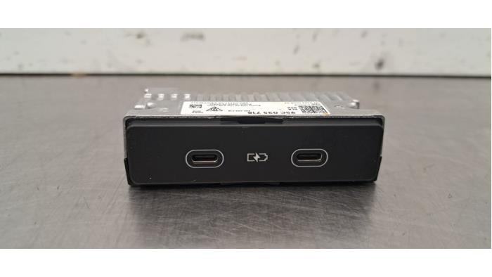 Connexion USB Porsche Macan