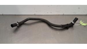 Gebruikte Radiateurslang Porsche Macan (XA) Prijs € 36,30 Inclusief btw aangeboden door Autohandel Didier