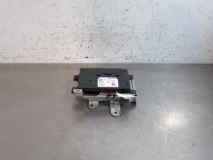 Gebruikte Bluetooth module Ford Fiesta 7 Prijs € 66,55 Inclusief btw aangeboden door Autohandel Didier