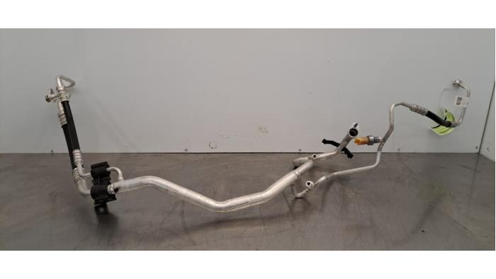 Tuyau clim Peugeot 508