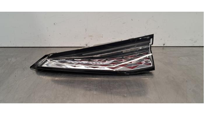 Feu arrière droit DS Automobiles DS4 Feu arrière droit DS Automobiles DS4