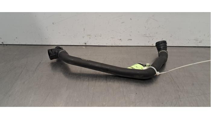 Tuyau radiateur Mercedes Sprinter Tuyau radiateur Mercedes Sprinter