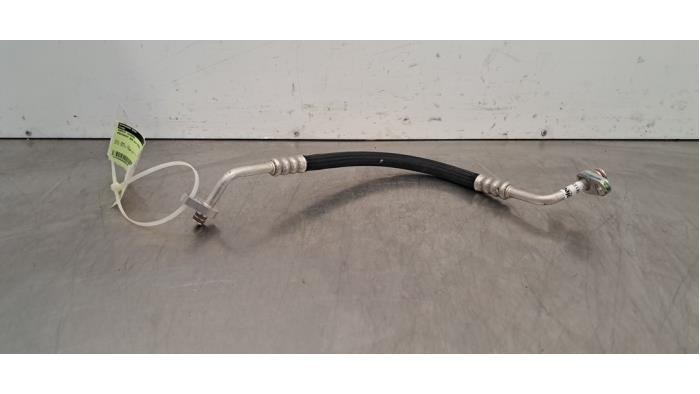 Tuyau clim Peugeot 308 Tuyau clim Peugeot 308